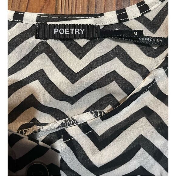 Poetry black & white chevron womens blouse sz M open back - Picture 4 of 8